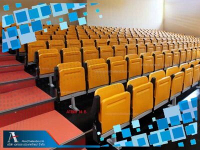 เก้าอี้ที่นั่งพับ มีท้าวแขน