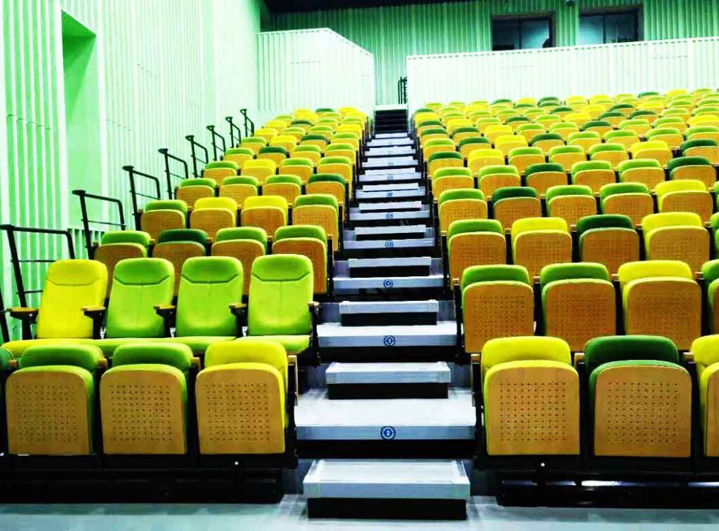 อัฒจันทร์พับเก็บได้